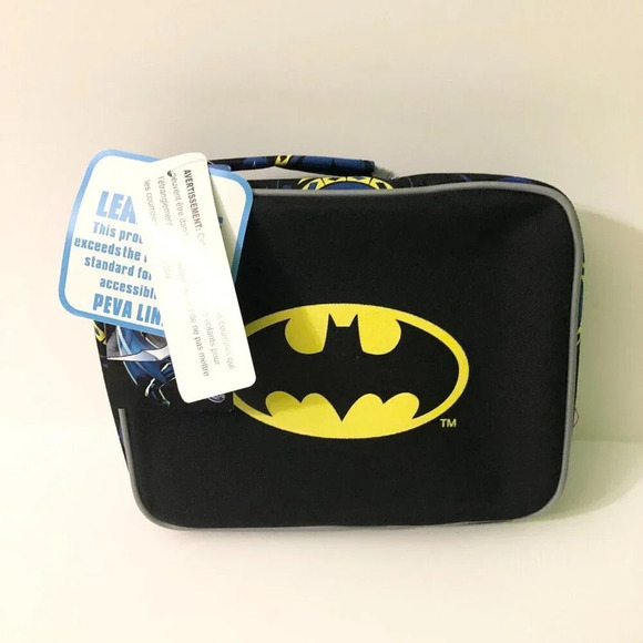 Batman Lunch Bag and The Return of the Joker Mystery of the Batwoman DVD - Picture 7 of 16